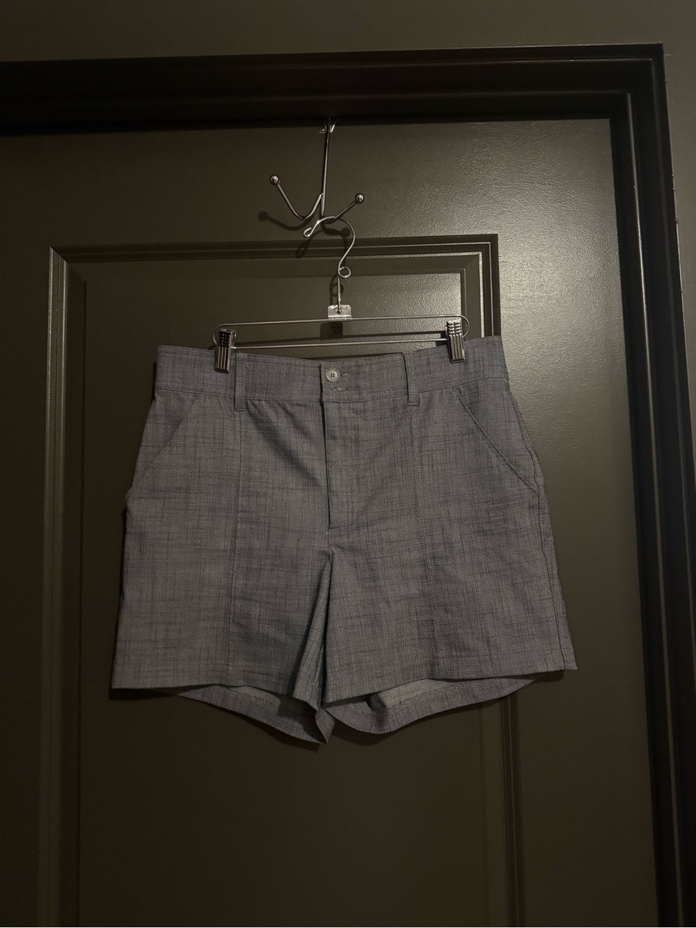 Democracy Gray Plaid Tailored Women's Shorts